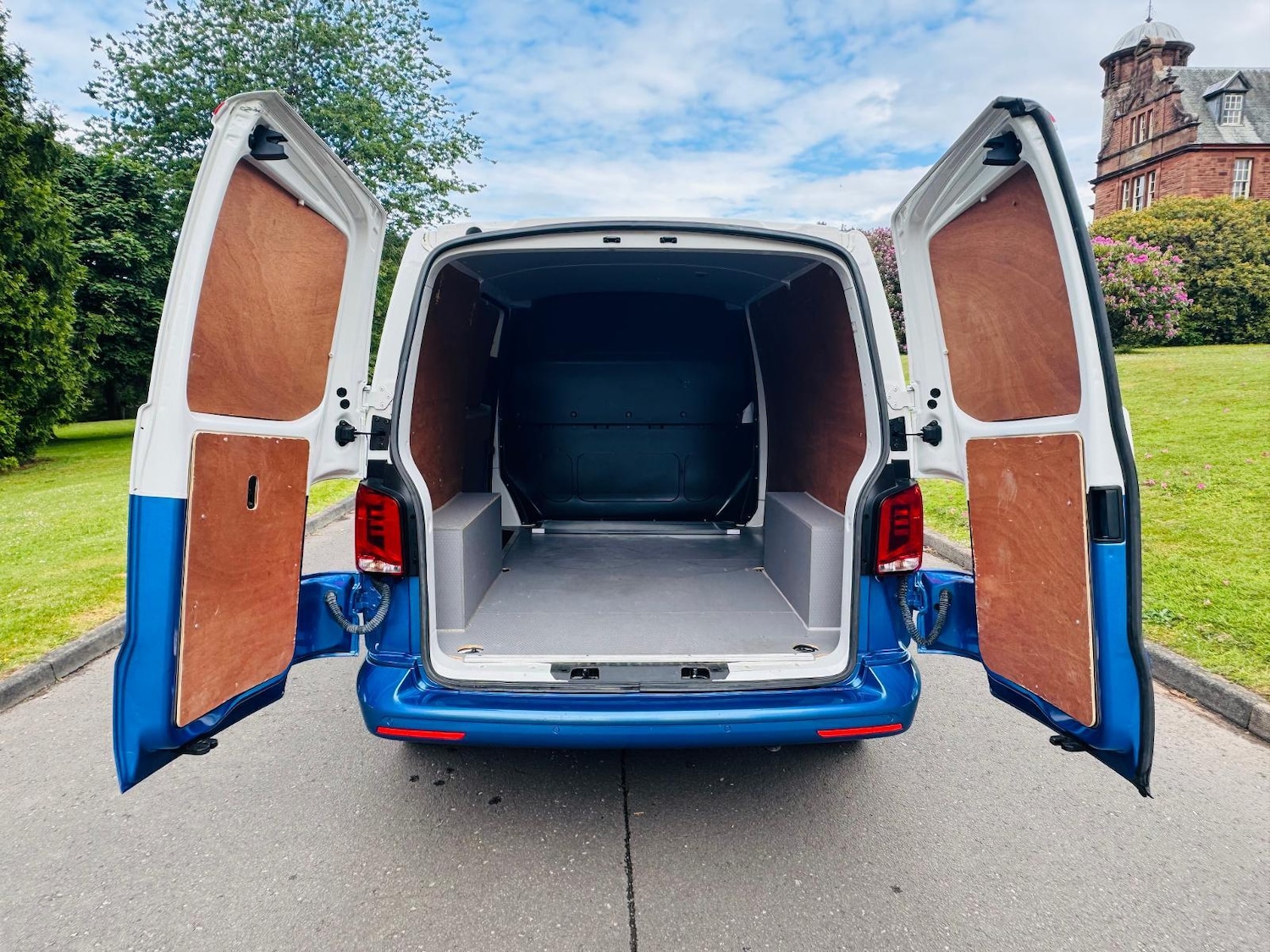 Used Volkswagen Transporter 2021 for sale - 76652803: Photo 6