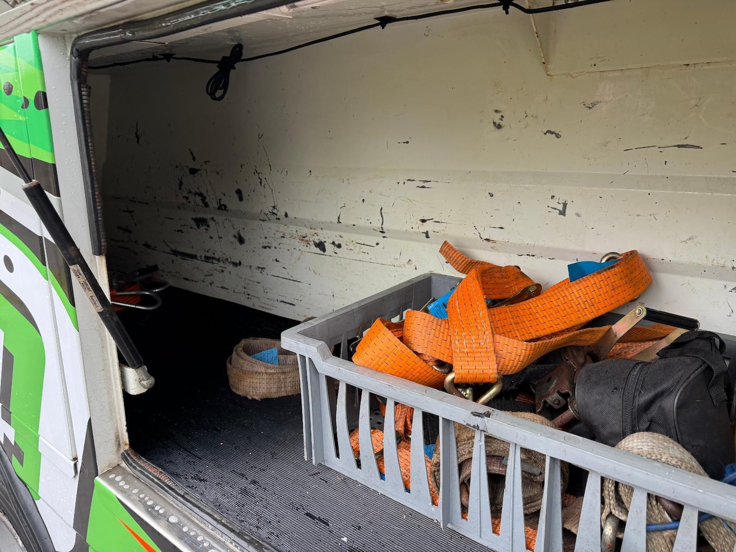 Used Mitsubishi Canter 2009 for sale - 76652796: Photo 14