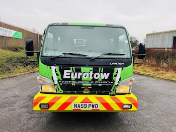 Used Mitsubishi Canter 2009 for sale - 76652796: Photo