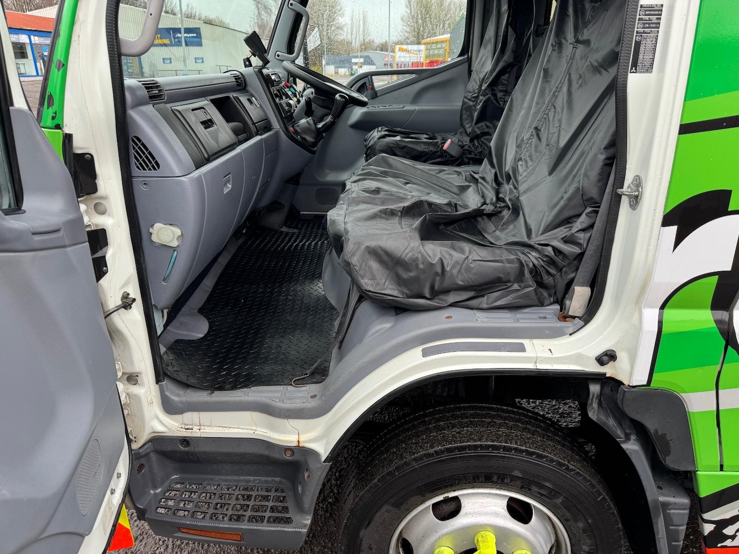 Used Mitsubishi Canter 2009 for sale - 76652796: Photo 9