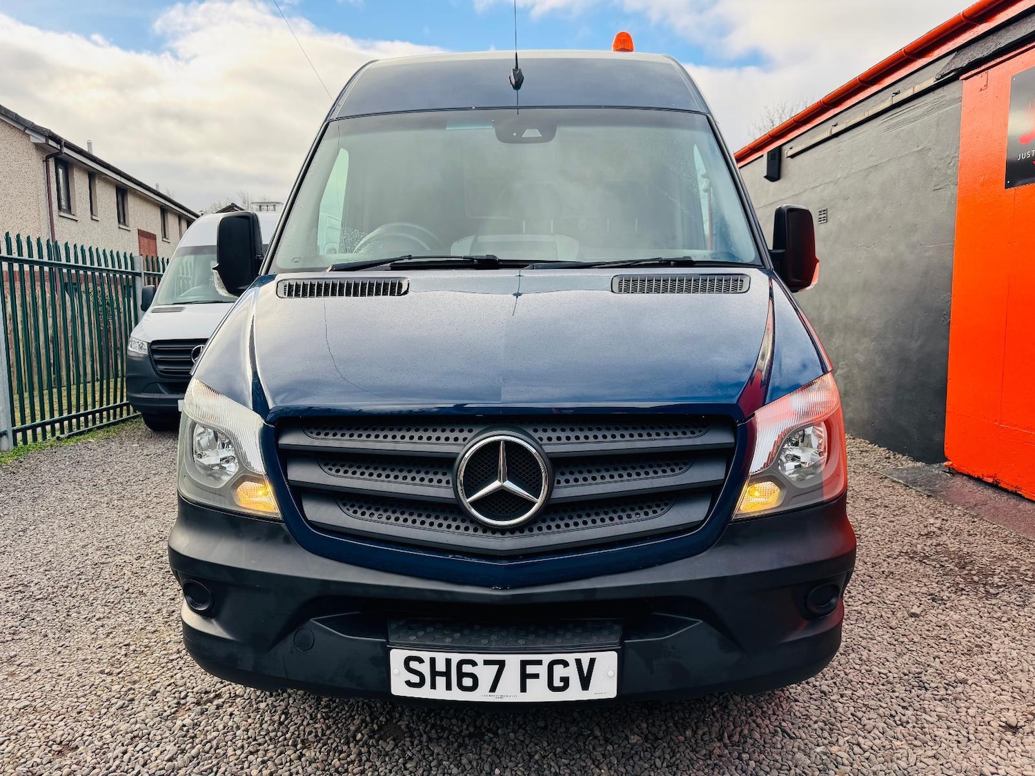 Used Mercedes-Benz Sprinter 2017 for sale - 76652798: Photo 2
