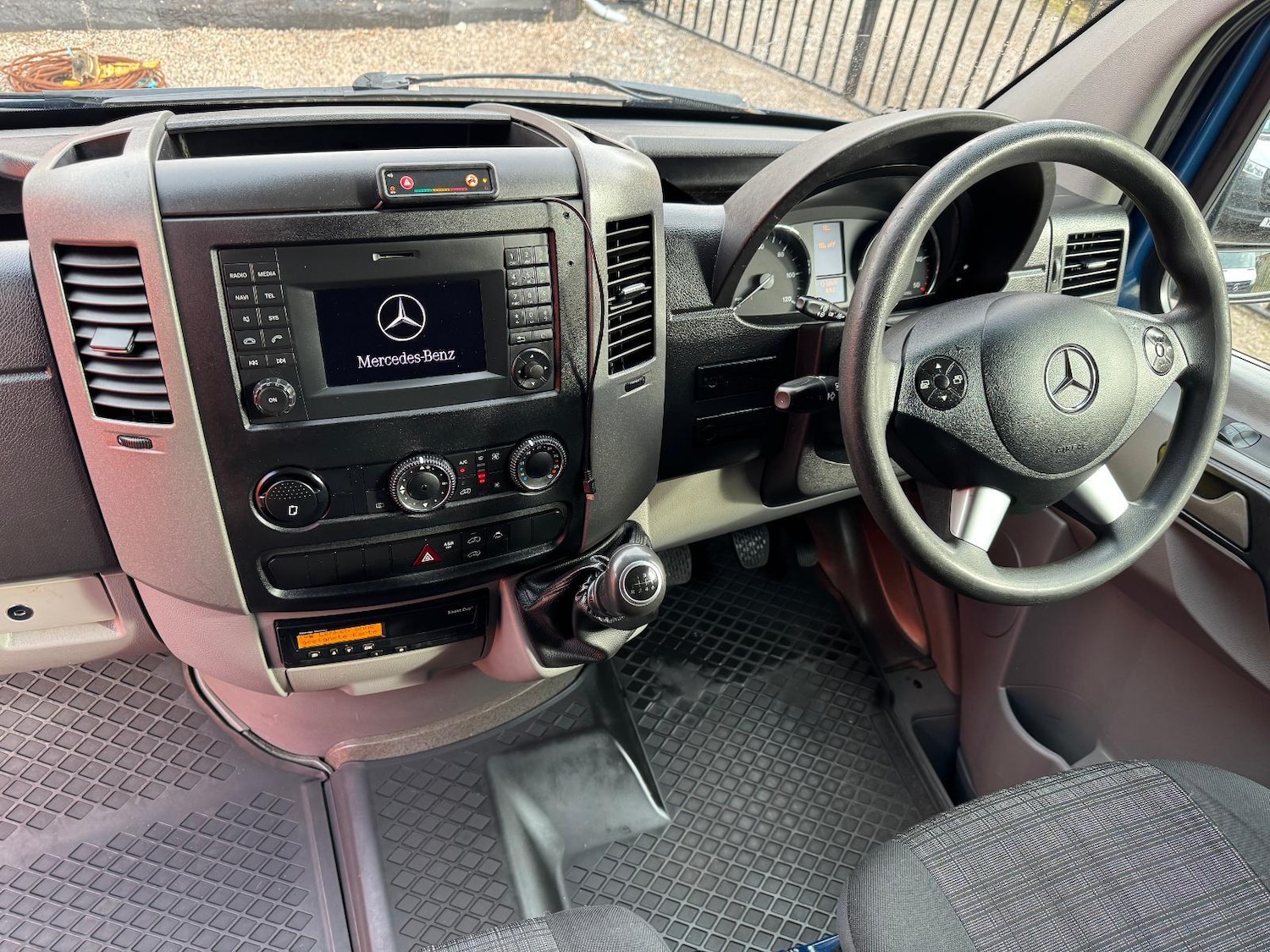 Used Mercedes-Benz Sprinter 2017 for sale - 76652798: Photo 9