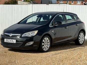 Vauxhall - Astra