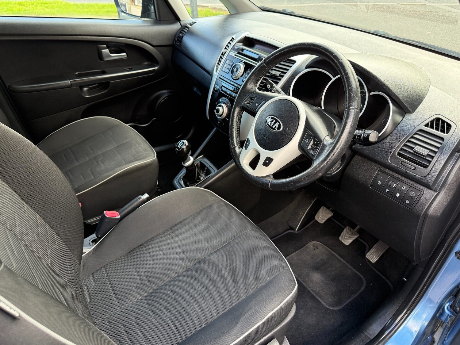 Used Kia Venga 2013 for sale - 76171641: Photo 18