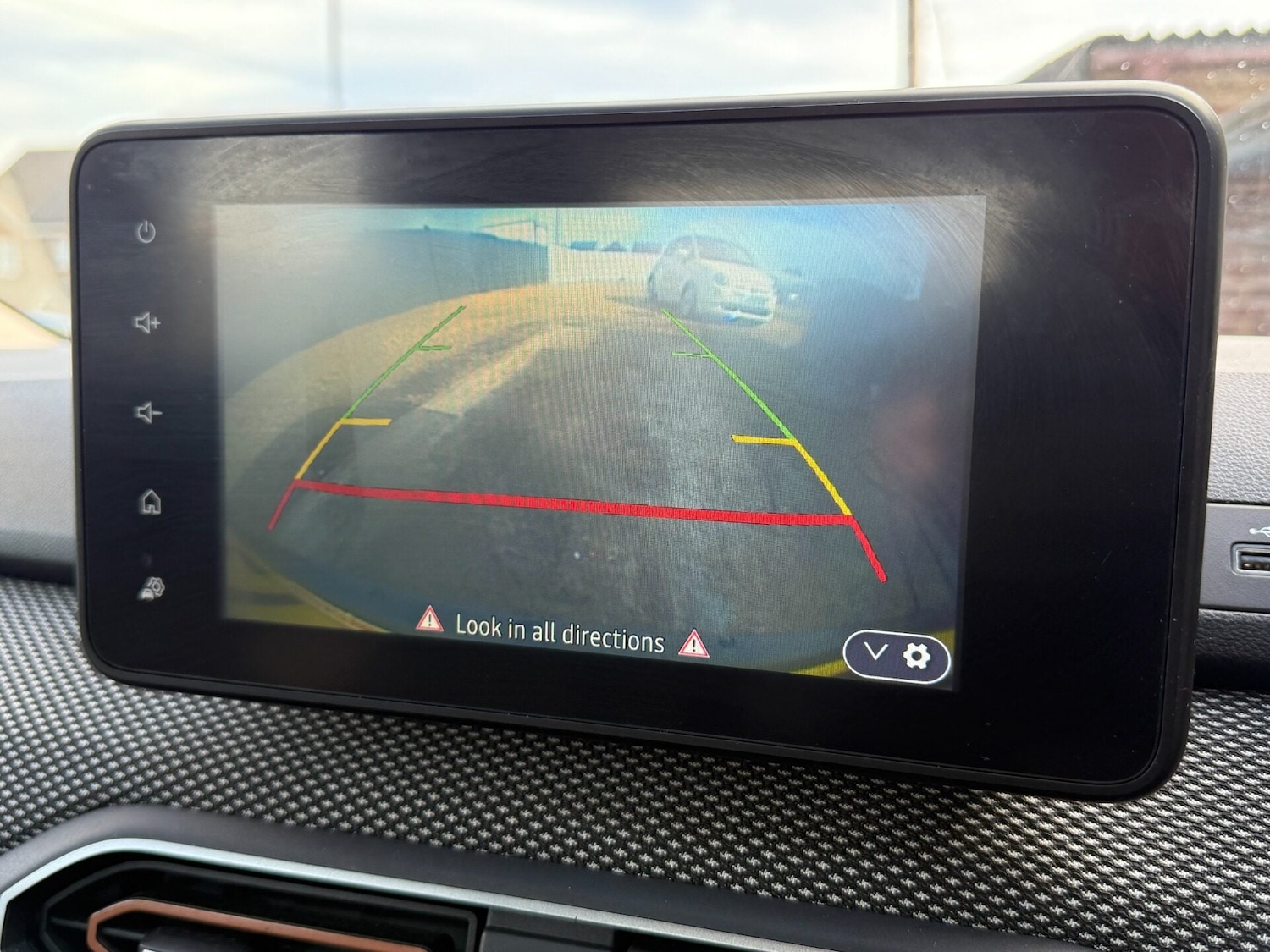 Used Dacia Sandero Stepway 2023 for sale - 77917398: Photo 15