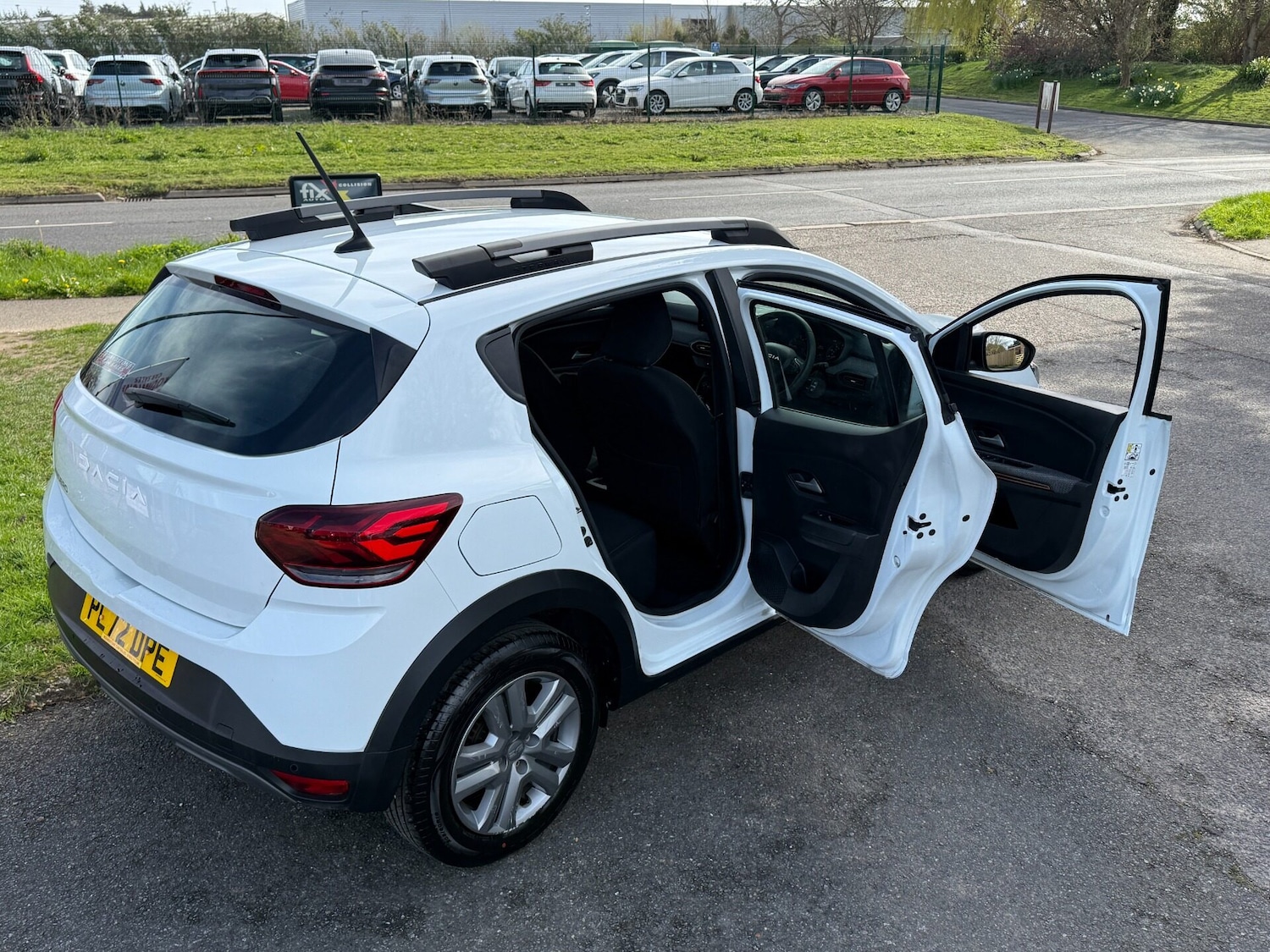 Used Dacia Sandero Stepway 2023 for sale - 77917398: Photo 40