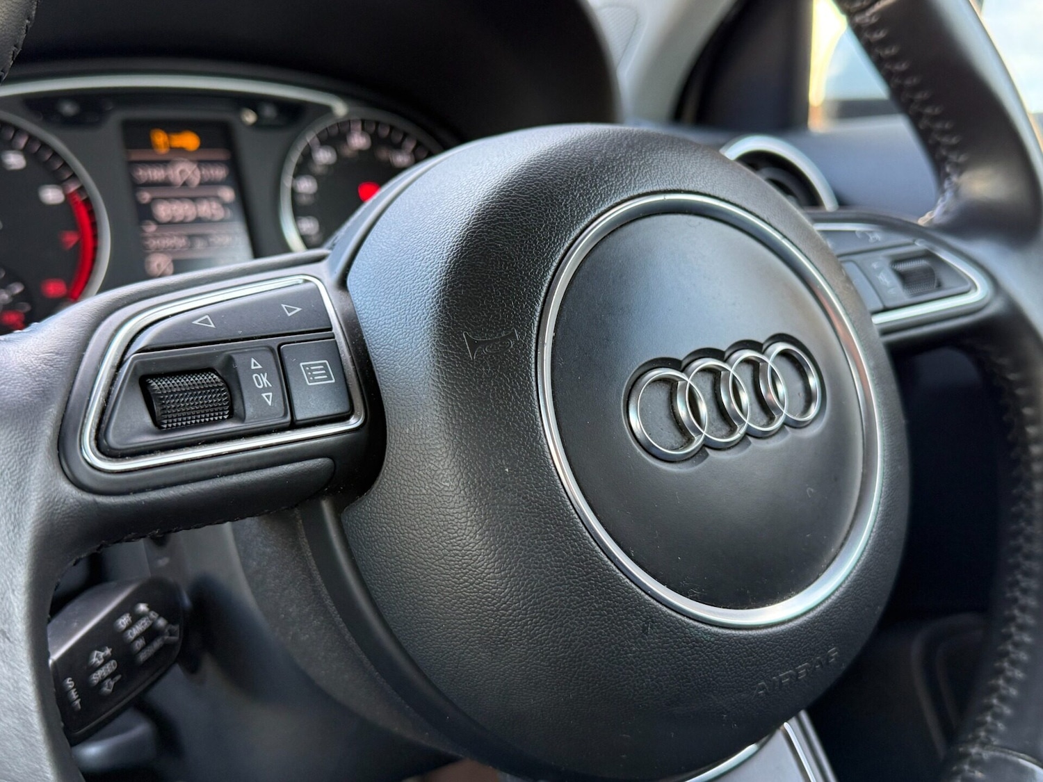 Used Audi A1 2013 for sale - 76692944: Photo 25