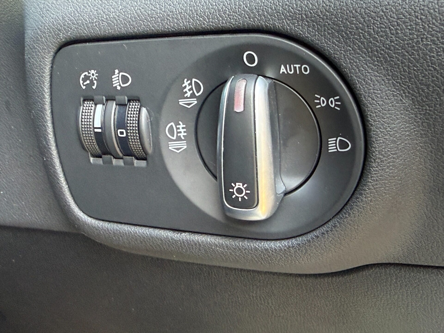 Used Audi A1 2013 for sale - 76692944: Photo 26