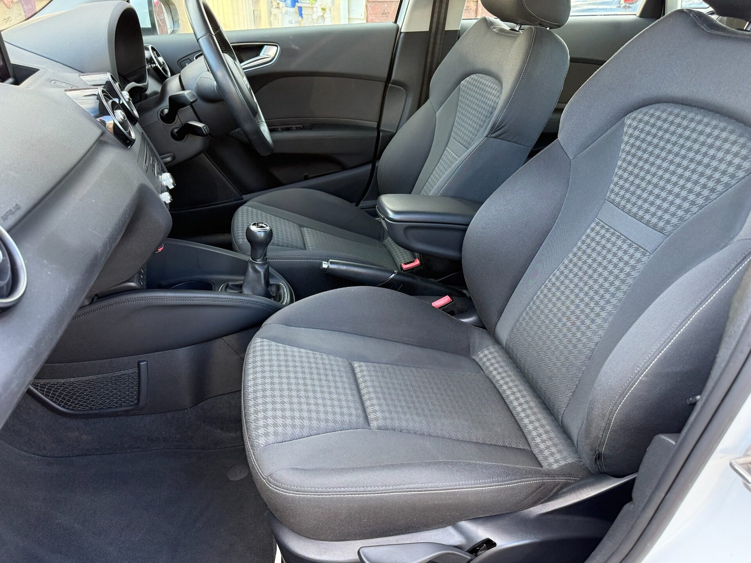 Used Audi A1 2013 for sale - 76692944: Photo 38