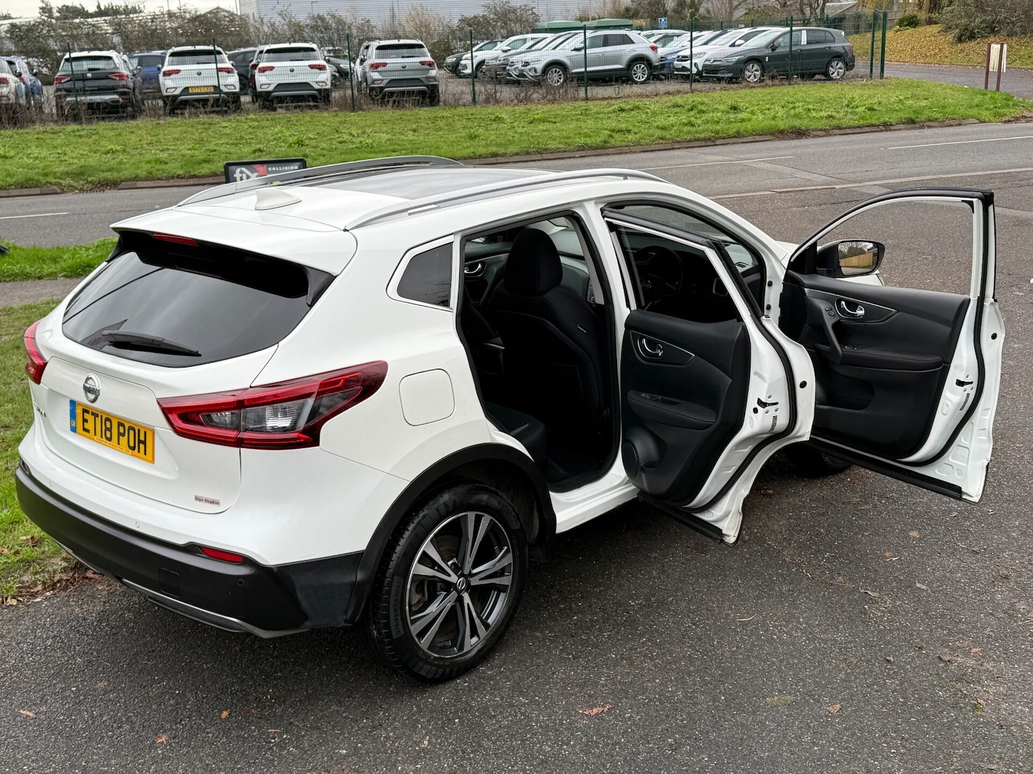 Used Nissan Qashqai 2018 for sale - 76958634: Photo 28