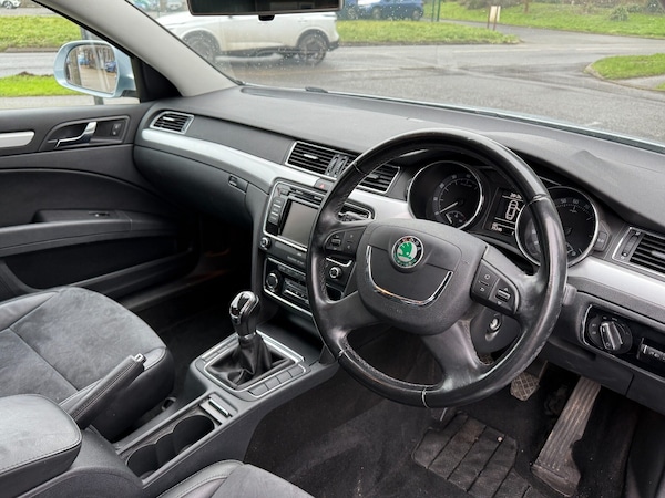 Used Skoda Superb 2012 for sale - 73593009: Photo 12