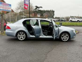 Used Skoda Superb 2012 for sale - 73593009: Photo