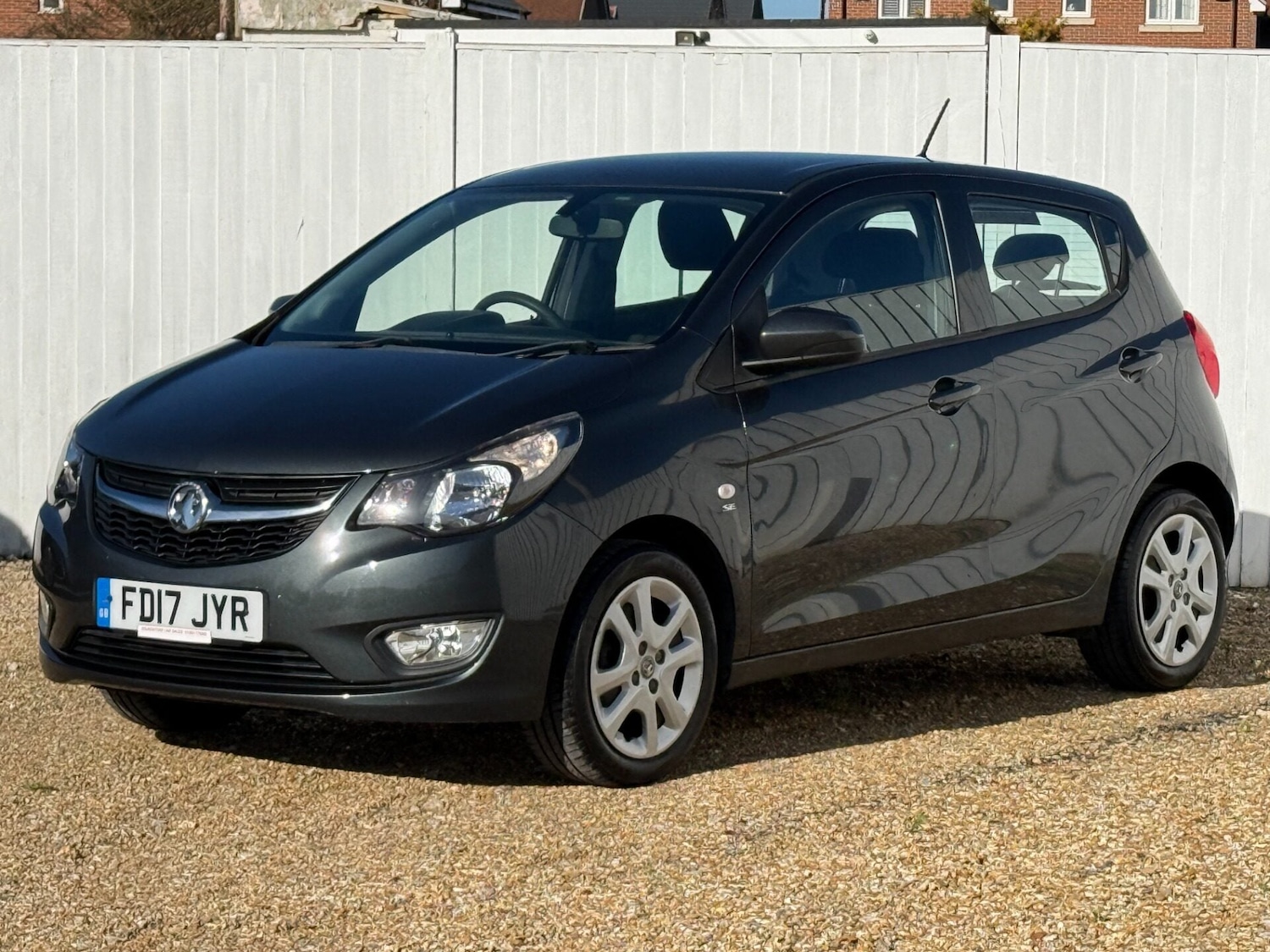 Used Vauxhall Viva 2017 for sale - 78054367: Photo 1