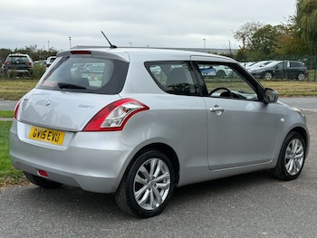 Used Suzuki Swift 2015 for sale - 76264515: Photo 4