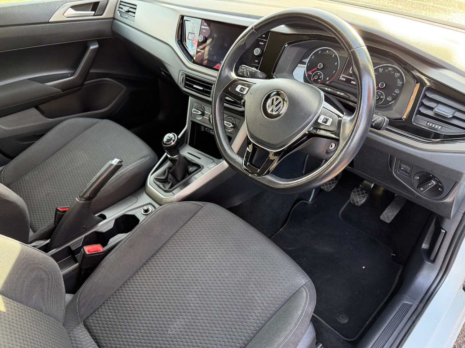 Used Volkswagen Polo 2018 for sale - 76331187: Photo 12