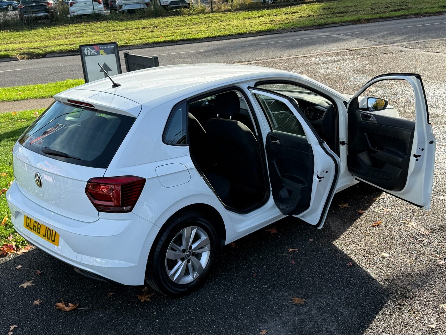 Used Volkswagen Polo 2018 for sale - 76331187: Photo 30