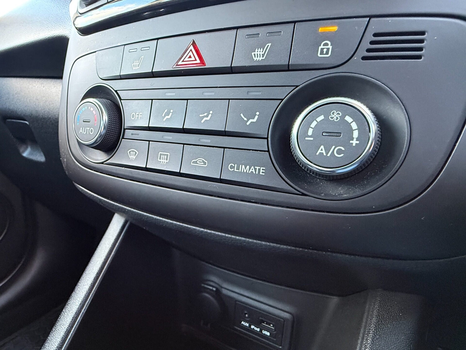 Used Kia Venga 2016 for sale - 76363153: Photo 26