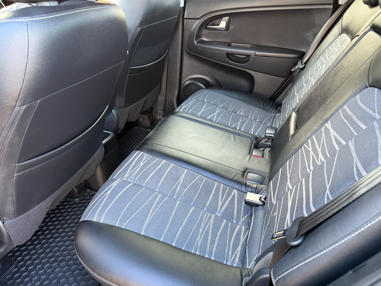 Used Kia Venga 2016 for sale - 76363153: Photo 34