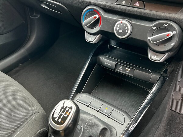 Used Kia Rio 2018 for sale - 71115603: Photo 33