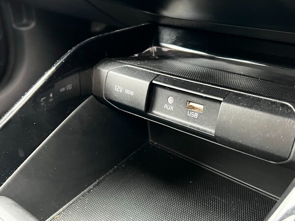 Used Kia Rio 2018 for sale - 71115603: Photo 41