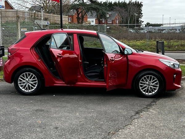 Used Kia Rio 2018 for sale - 71115603: Photo 4