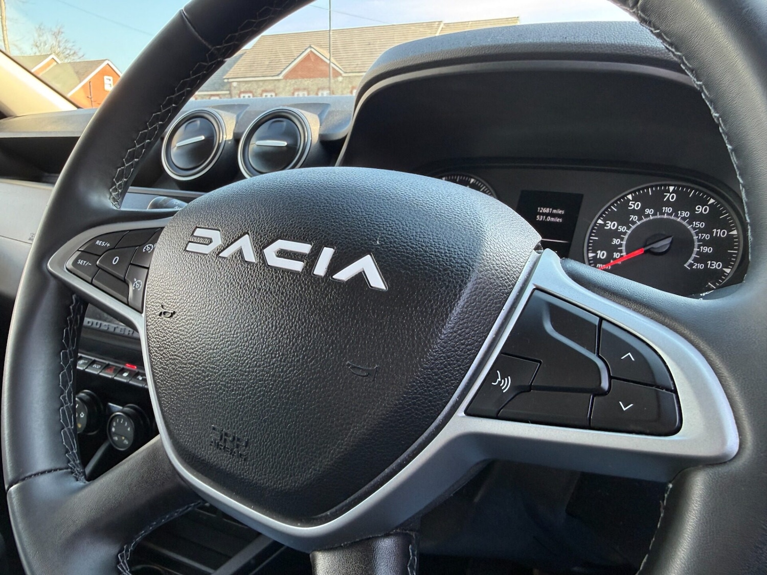 Used Dacia Duster 2023 for sale - 77731021: Photo 36