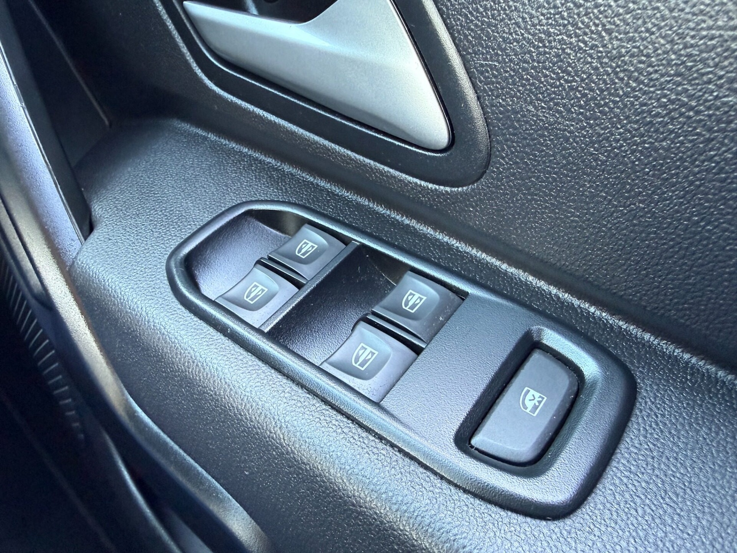 Used Dacia Duster 2023 for sale - 77731021: Photo 39