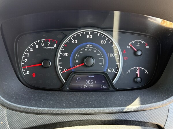 Used Hyundai i10 2018 for sale - 75423191: Photo 12