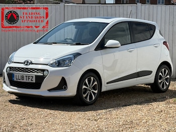 Used Hyundai i10 2018 for sale - 75423191: Photo