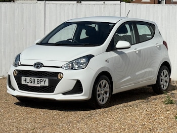 Used Hyundai i10 2019 for sale - 78993921: Photo