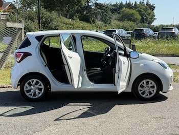 Used Hyundai i10 2019 for sale - 78993921: Photo