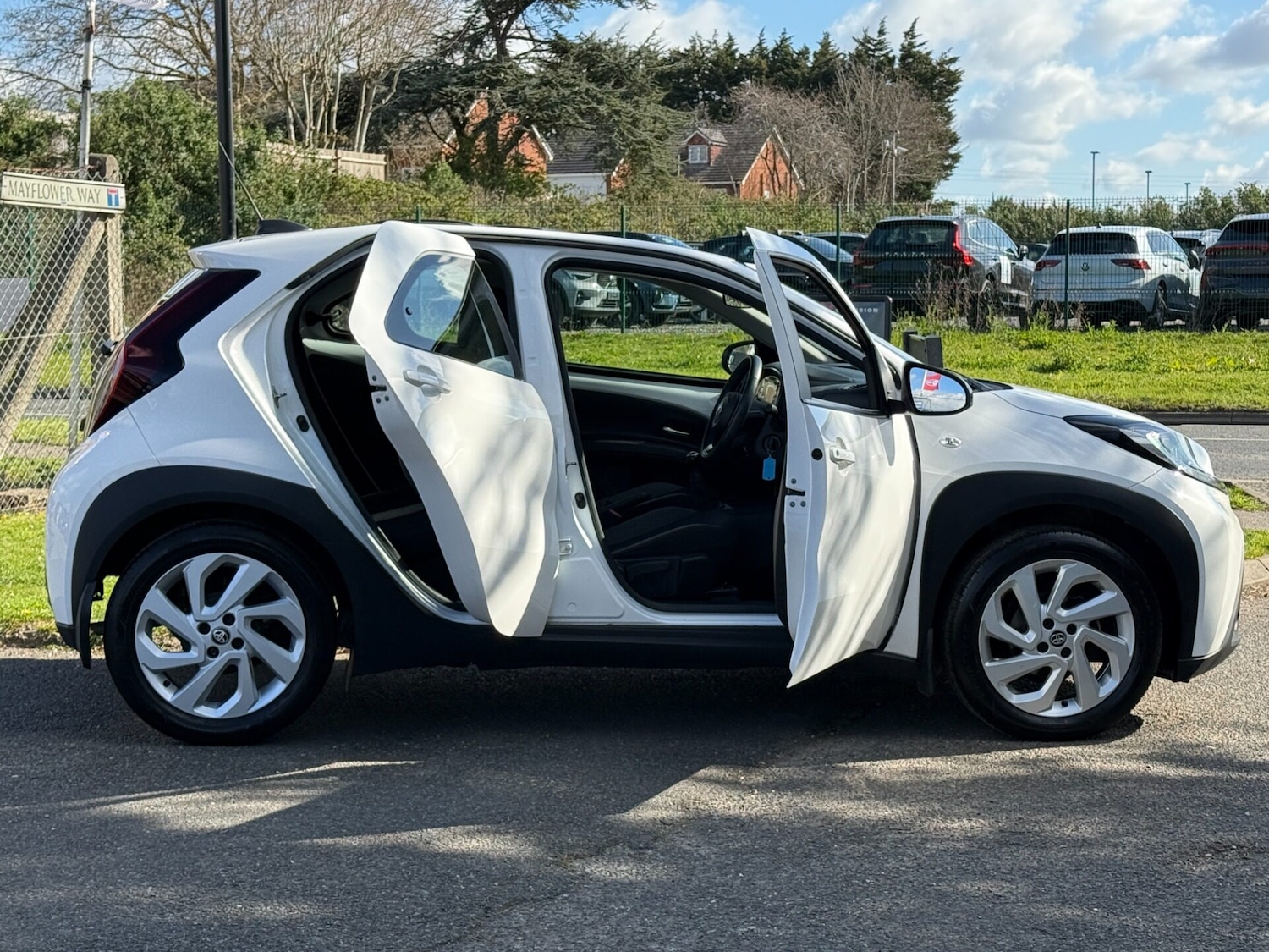 Used Toyota Aygo X 2023 for sale - 78027284: Photo 3