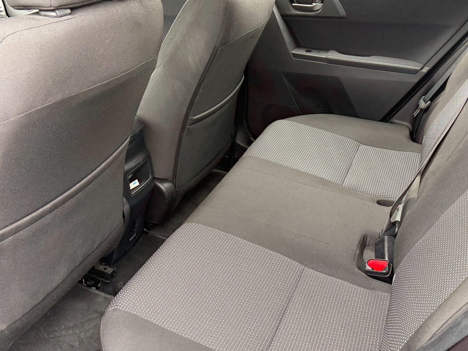 Used Toyota Auris 2014 for sale - 77327329: Photo 33