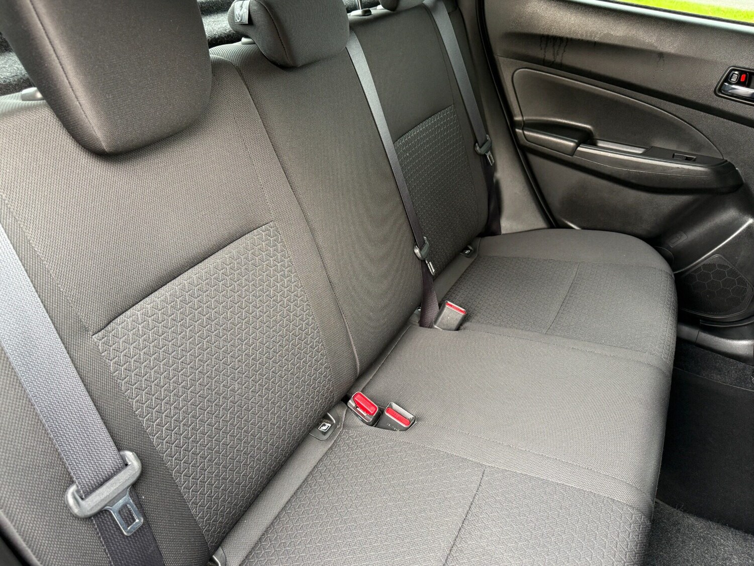 Used Suzuki Swift 2017 for sale - 76148705: Photo 18