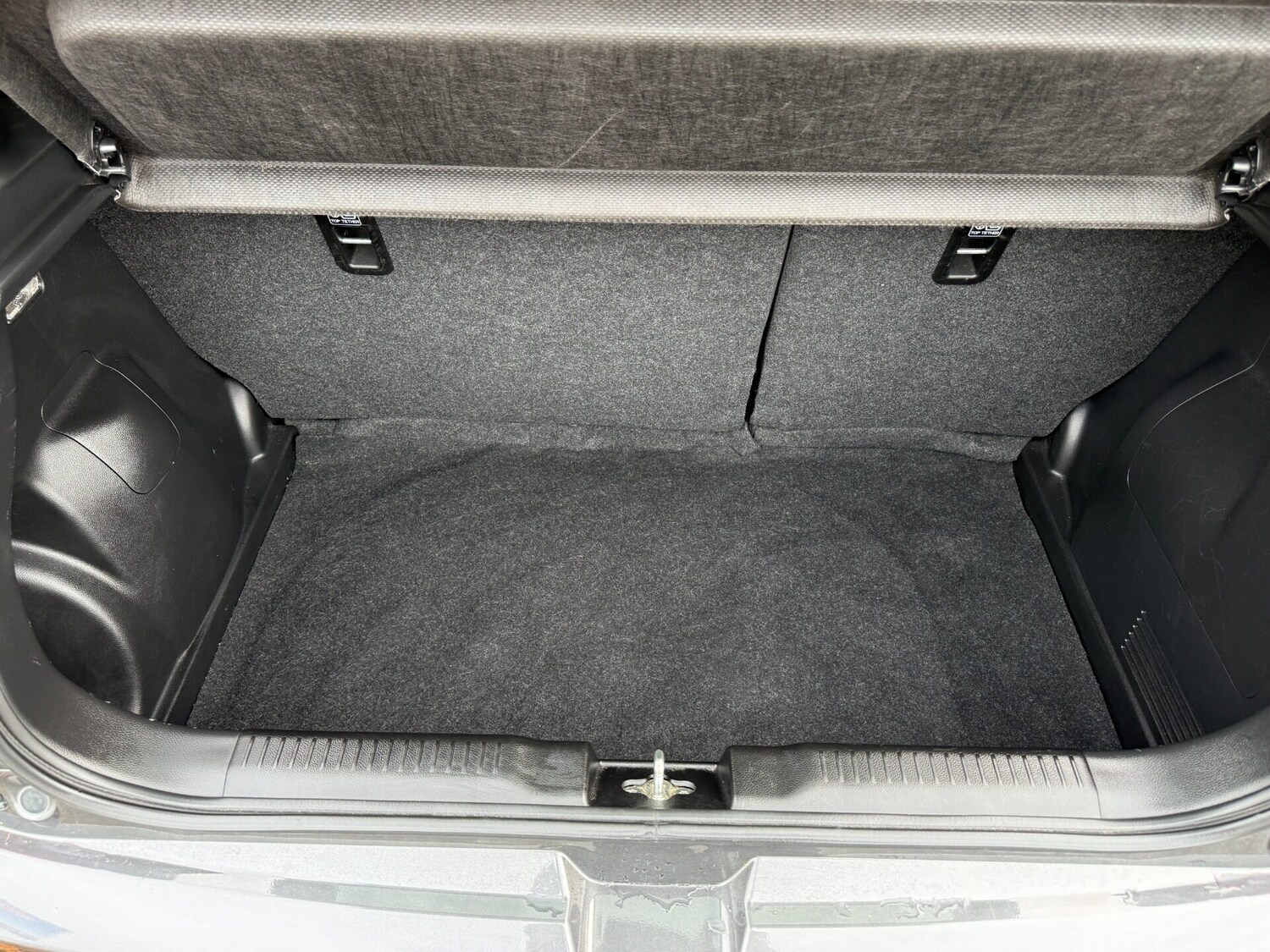 Used Suzuki Swift 2017 for sale - 76148705: Photo 44