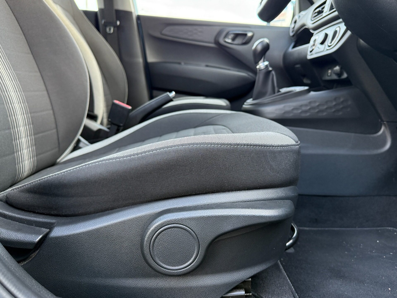 Used Hyundai i10 2020 for sale - 77058409: Photo 13