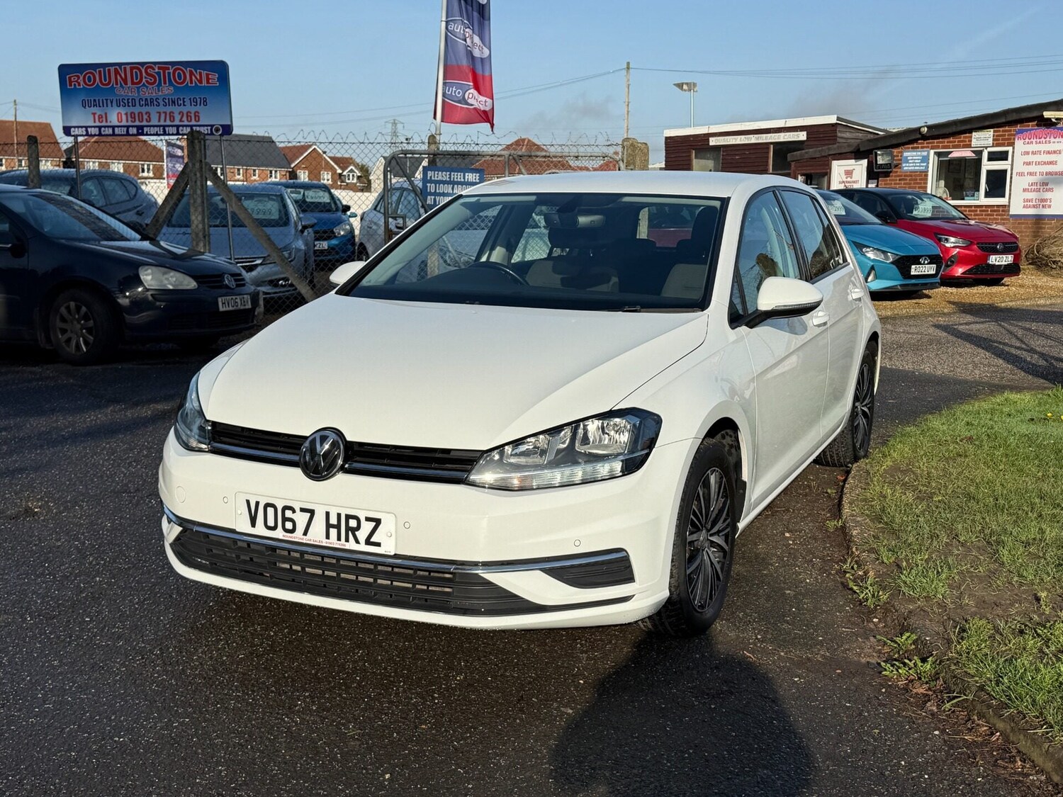 Used Volkswagen Golf 2017 for sale - 77651585: Photo 17