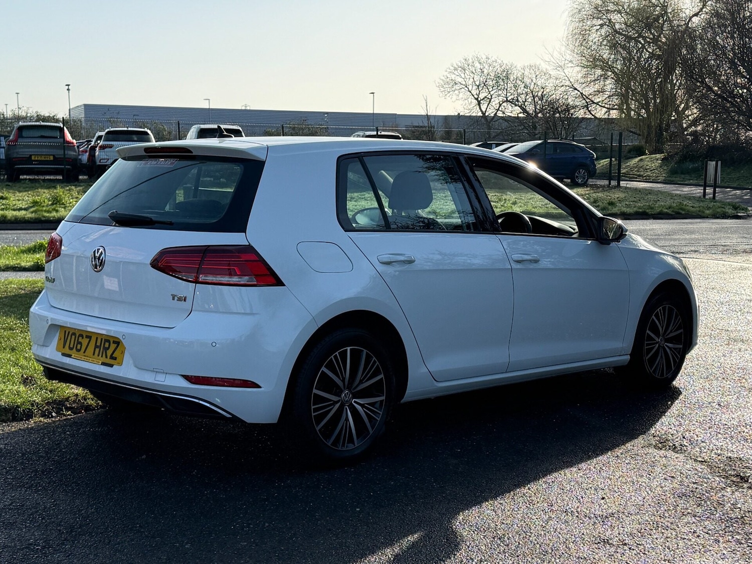 Used Volkswagen Golf 2017 for sale - 77651585: Photo 4