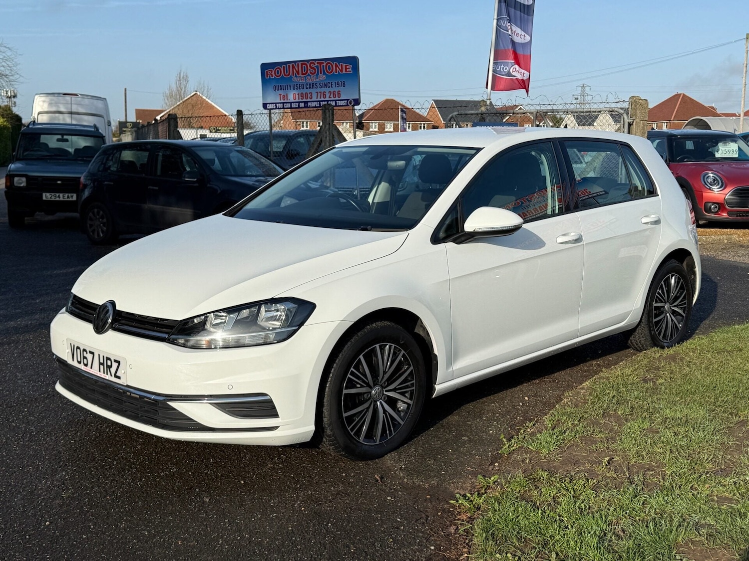 Used Volkswagen Golf 2017 for sale - 77651585: Photo 8