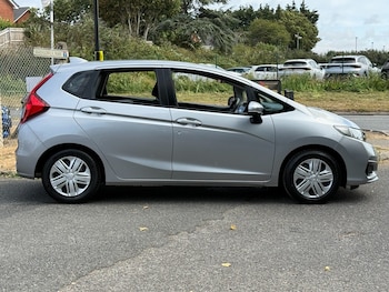 Used Honda Jazz 2018 for sale - 79393312: Photo