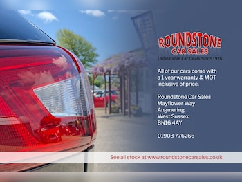 Used Hyundai i10 2019 for sale - 77687434: Photo