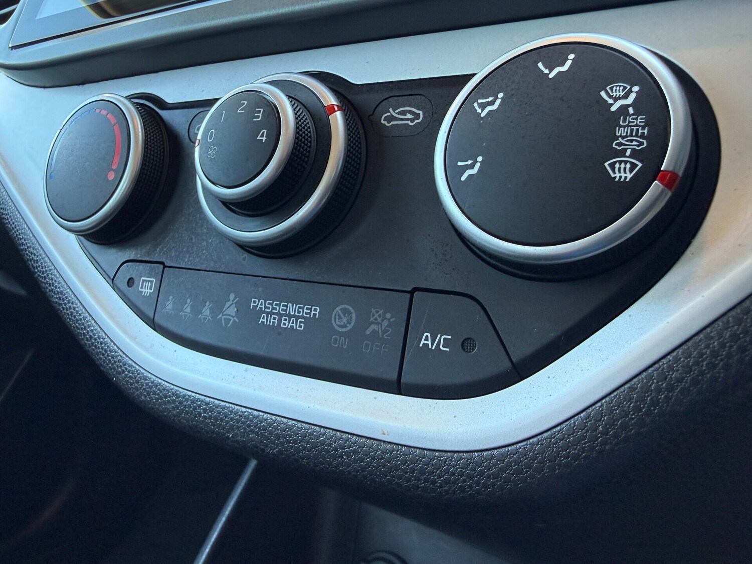 Used Kia Picanto 2017 for sale - 77932781: Photo 40