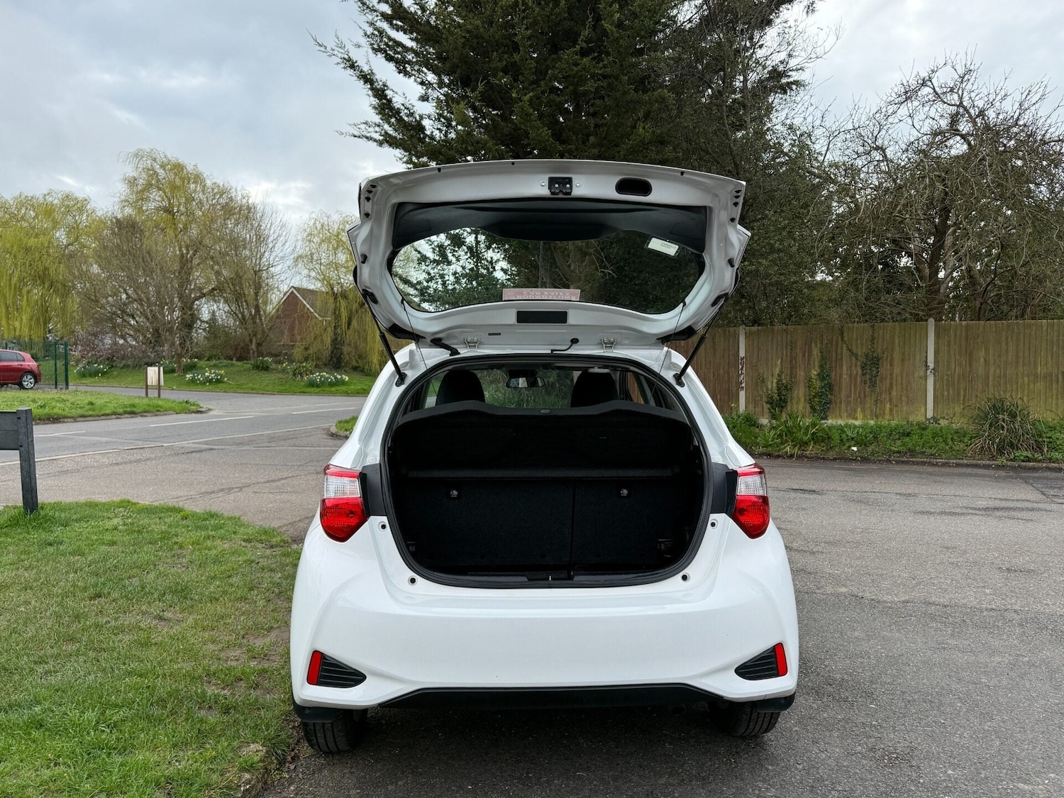 Used Toyota Yaris 2019 for sale - 77818145: Photo 19