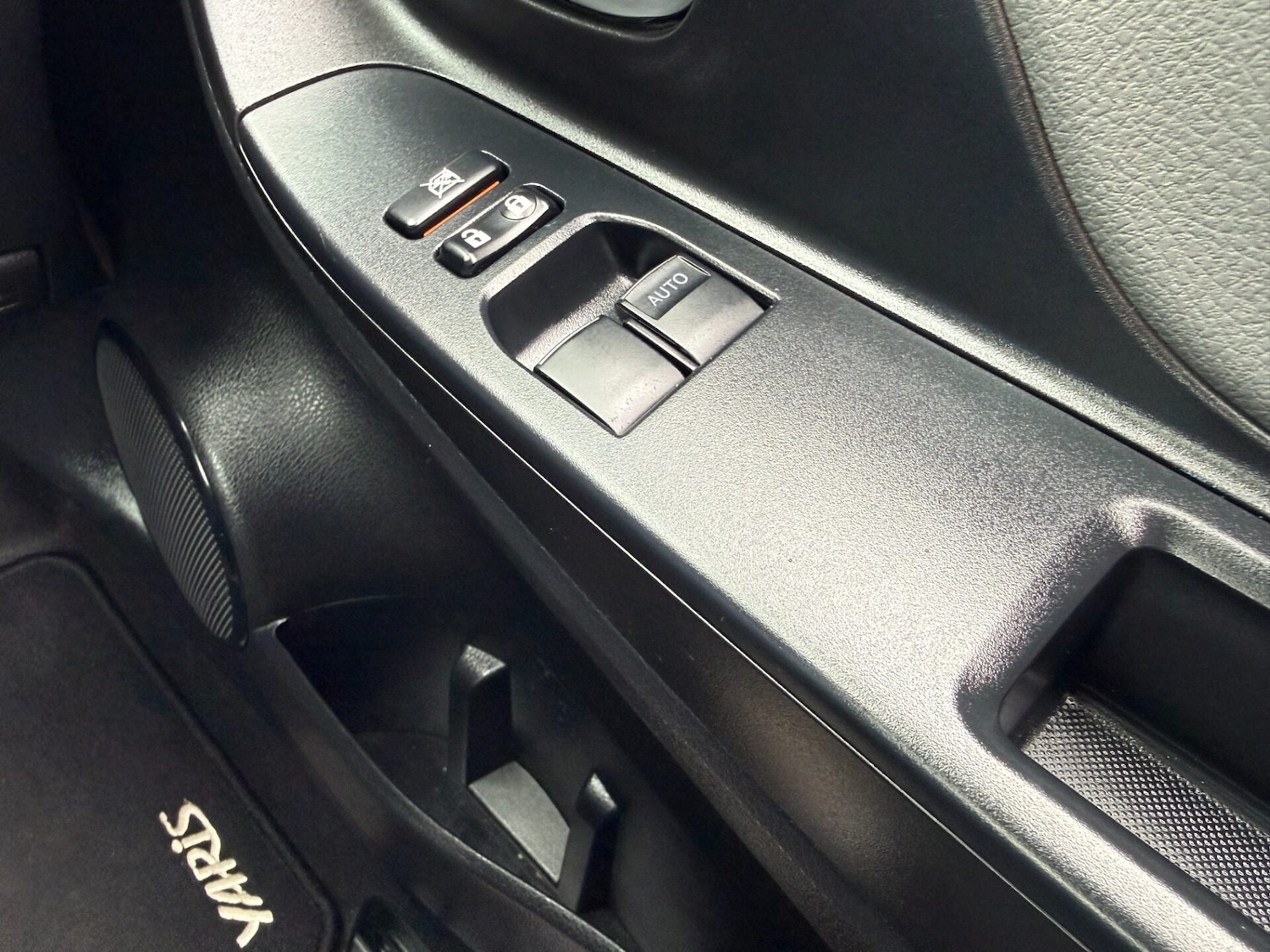 Used Toyota Yaris 2019 for sale - 77818145: Photo 31