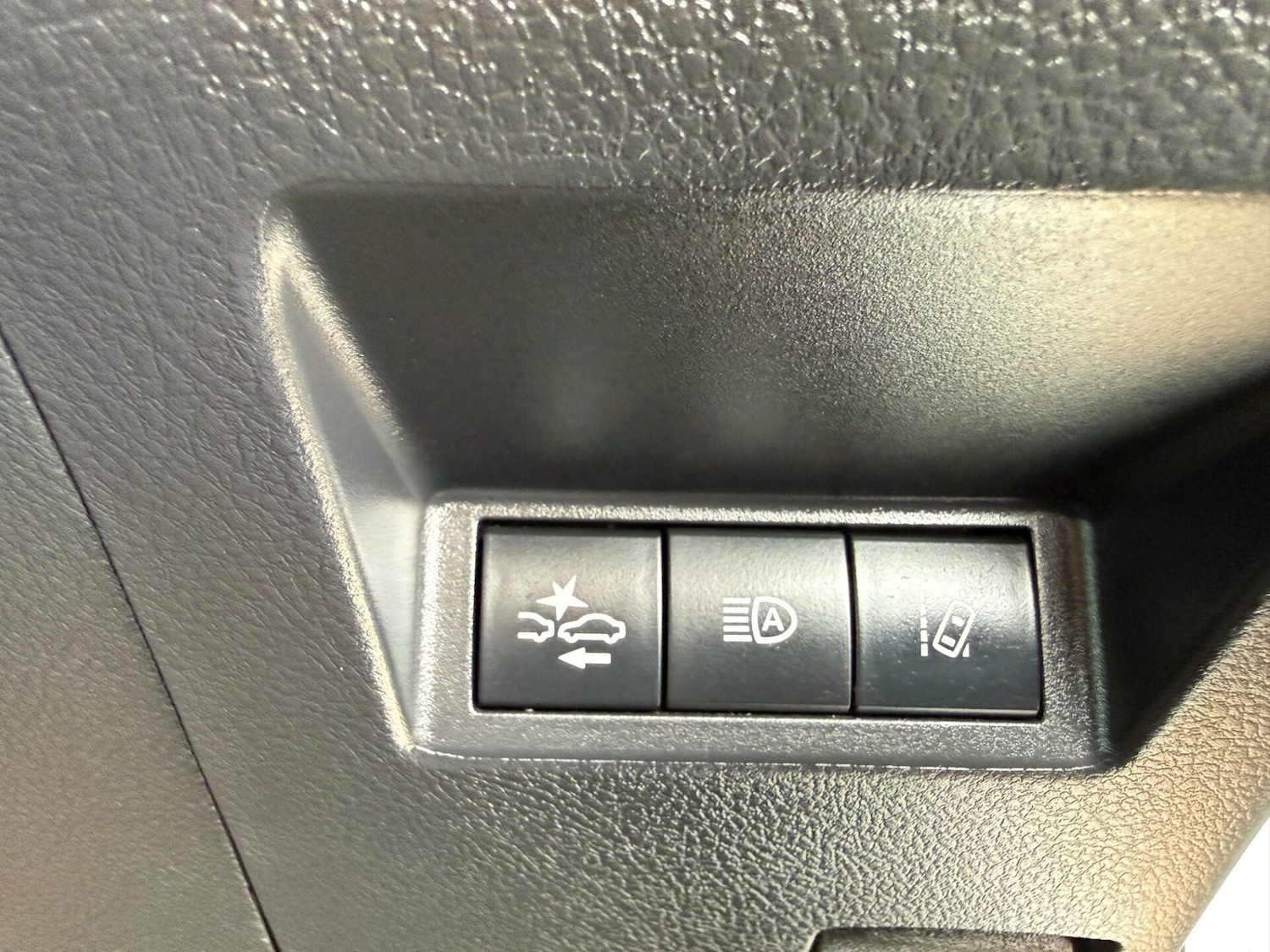 Used Toyota Yaris 2019 for sale - 77818145: Photo 39