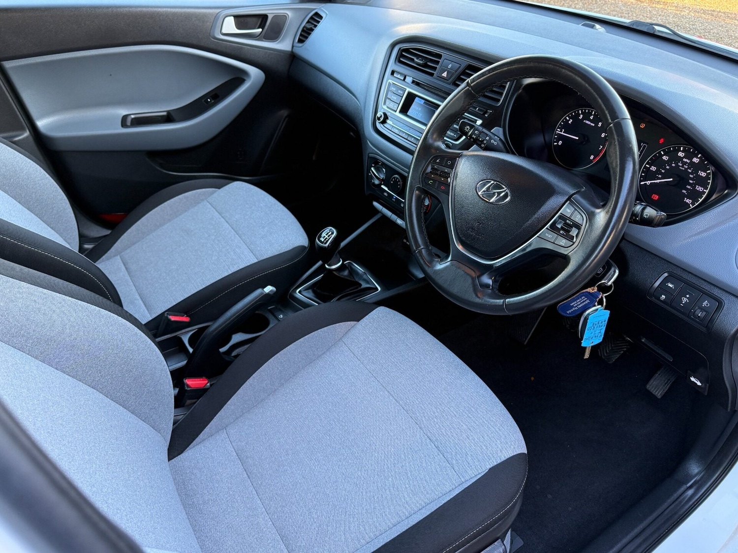 Used Hyundai i20 2015 for sale - 76794770: Photo 12