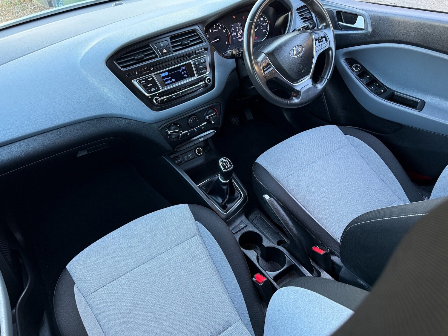 Used Hyundai i20 2015 for sale - 76794770: Photo 17