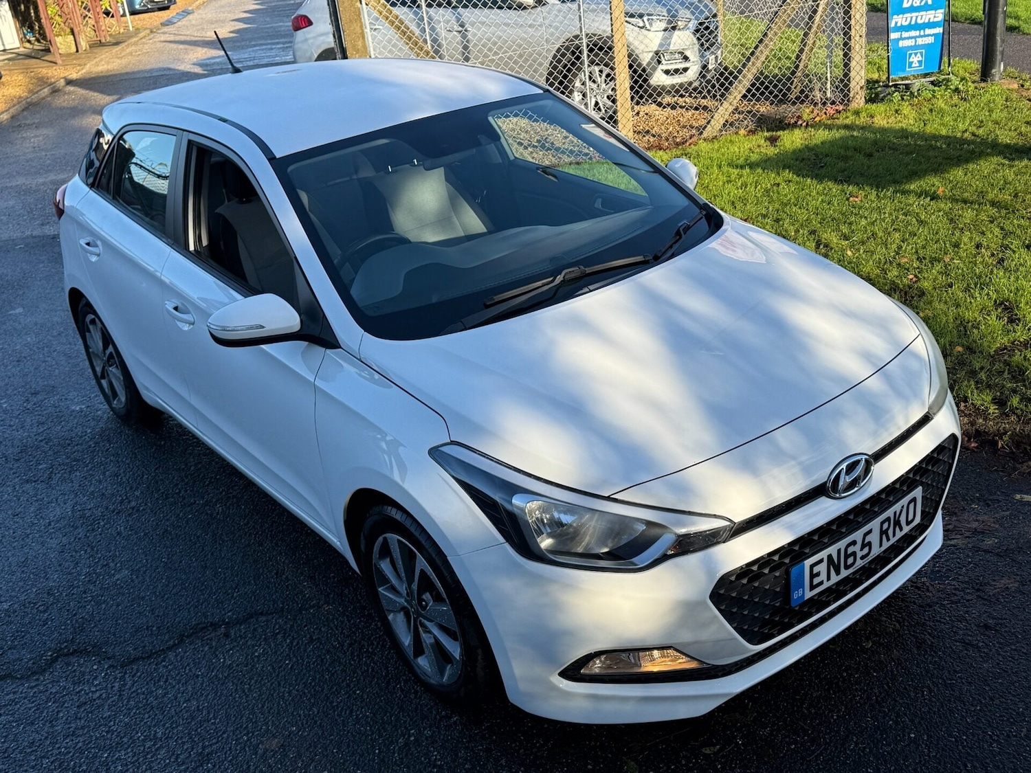 Used Hyundai i20 2015 for sale - 76794770: Photo 19