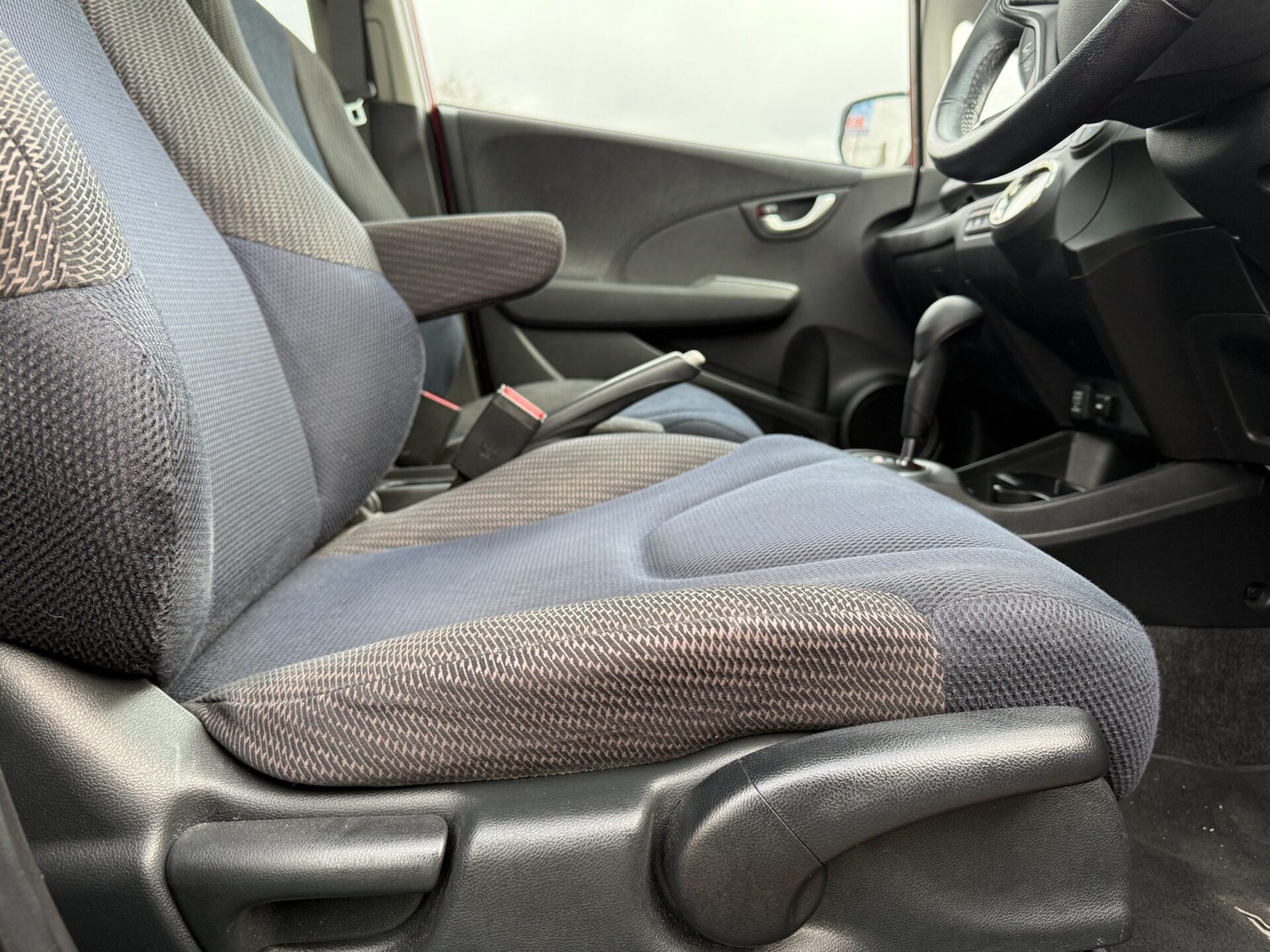 Used Honda Jazz 2015 for sale - 77069885: Photo 14