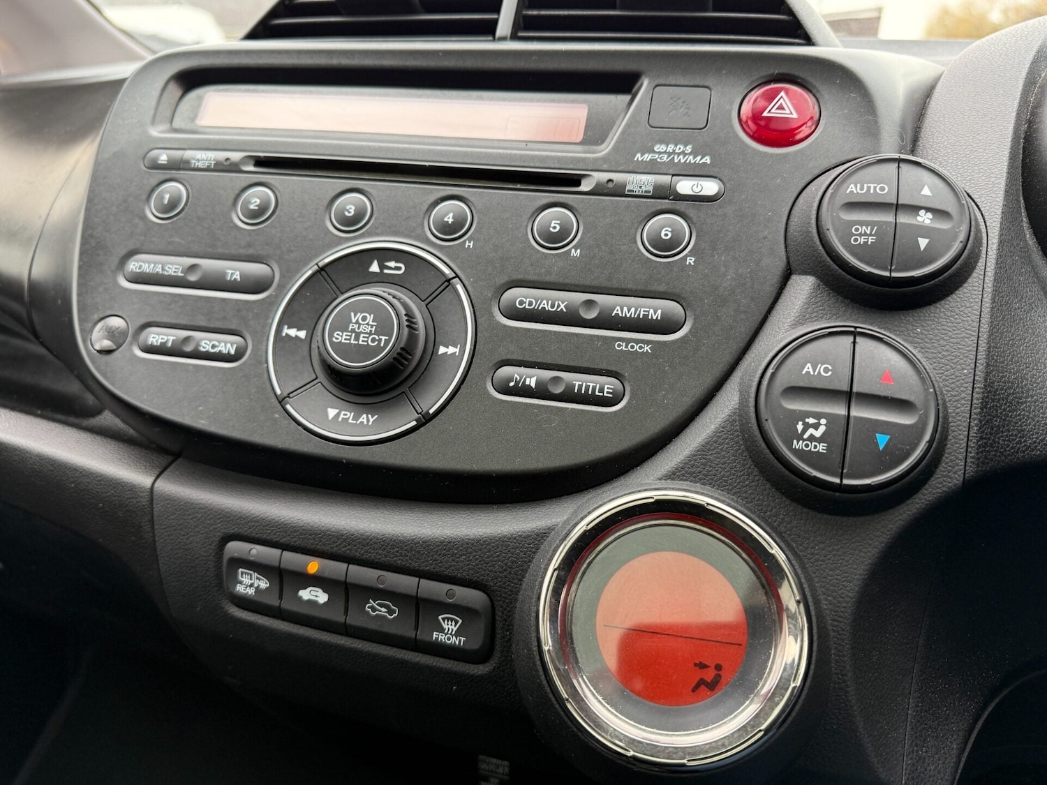 Used Honda Jazz 2015 for sale - 77069885: Photo 15